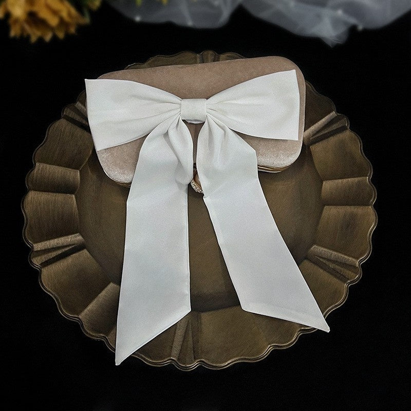 Elegant Wedding Bow Veil - Bridal Hair Accessory for Special Occasions