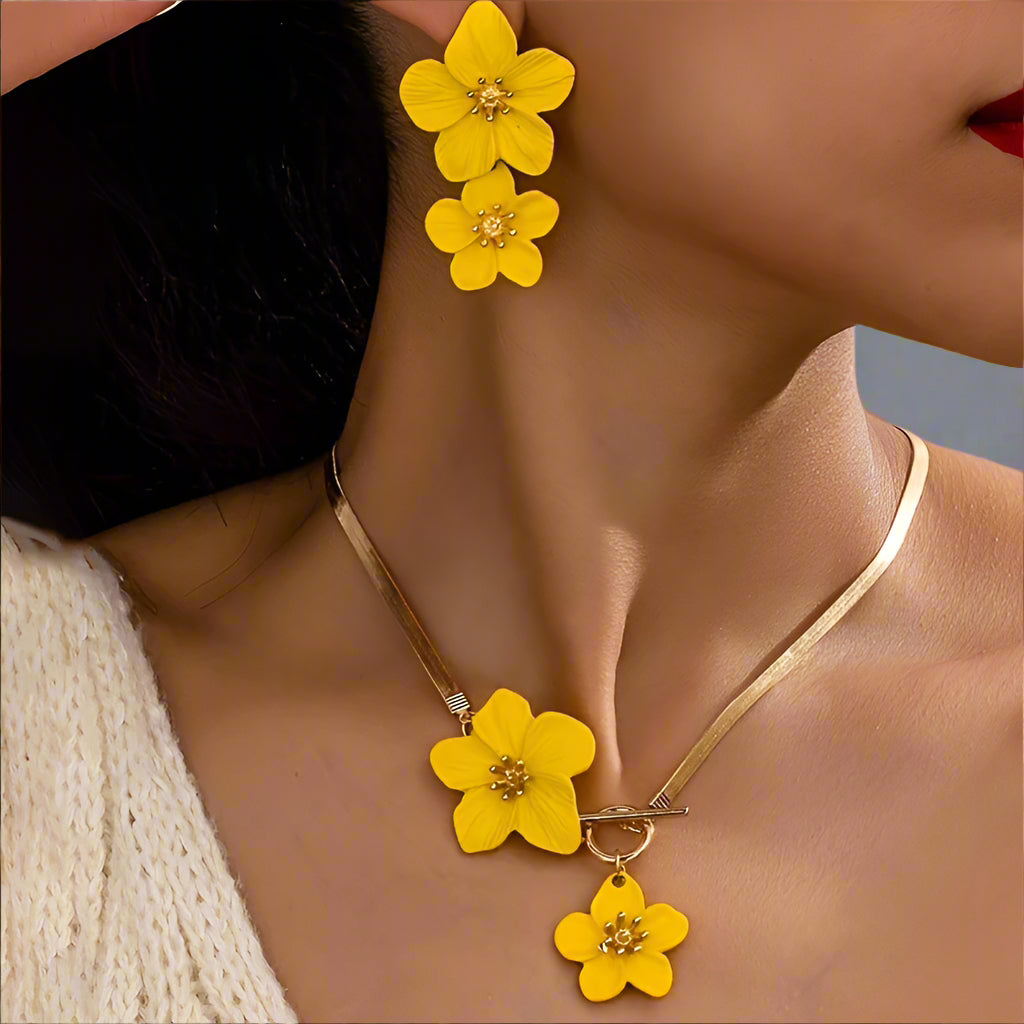 Flower Pendant Necklace & Earrings Set - Elegant Botanical Jewelry