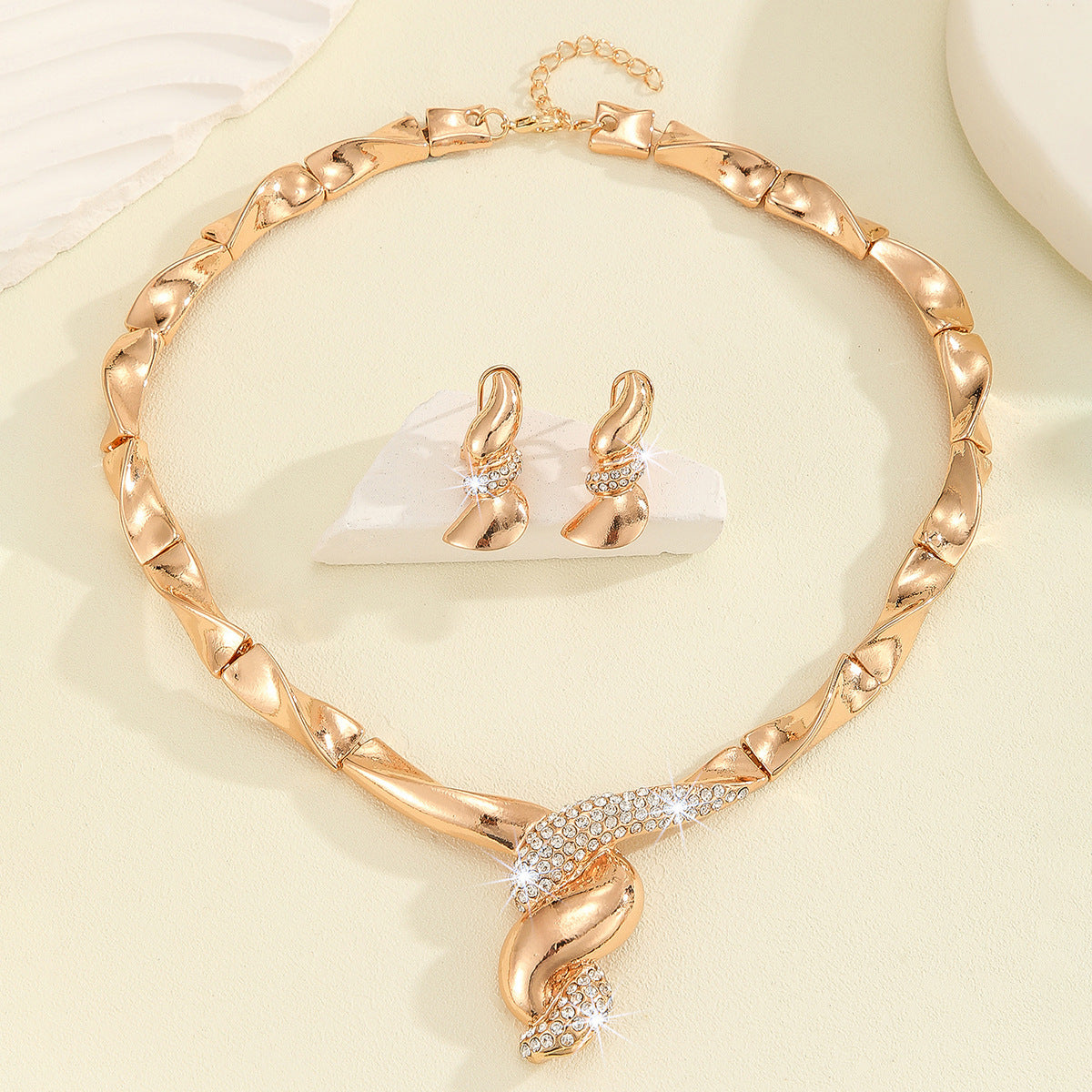 Golden Thread Elegance Duo Set - Delicate Necklace & Earrings Suite